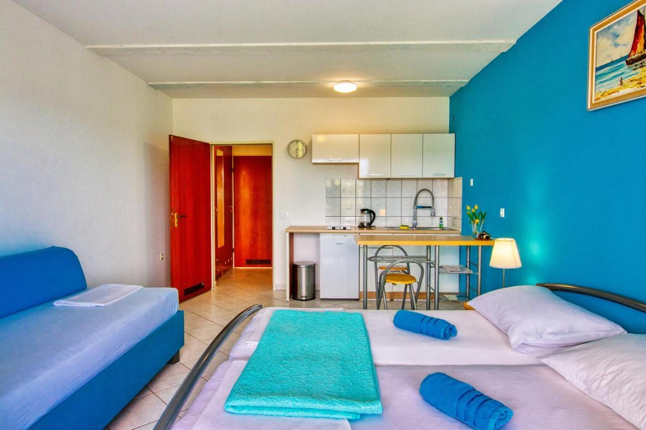 Апартаменты Apartman Studio Пула Экстерьер фото